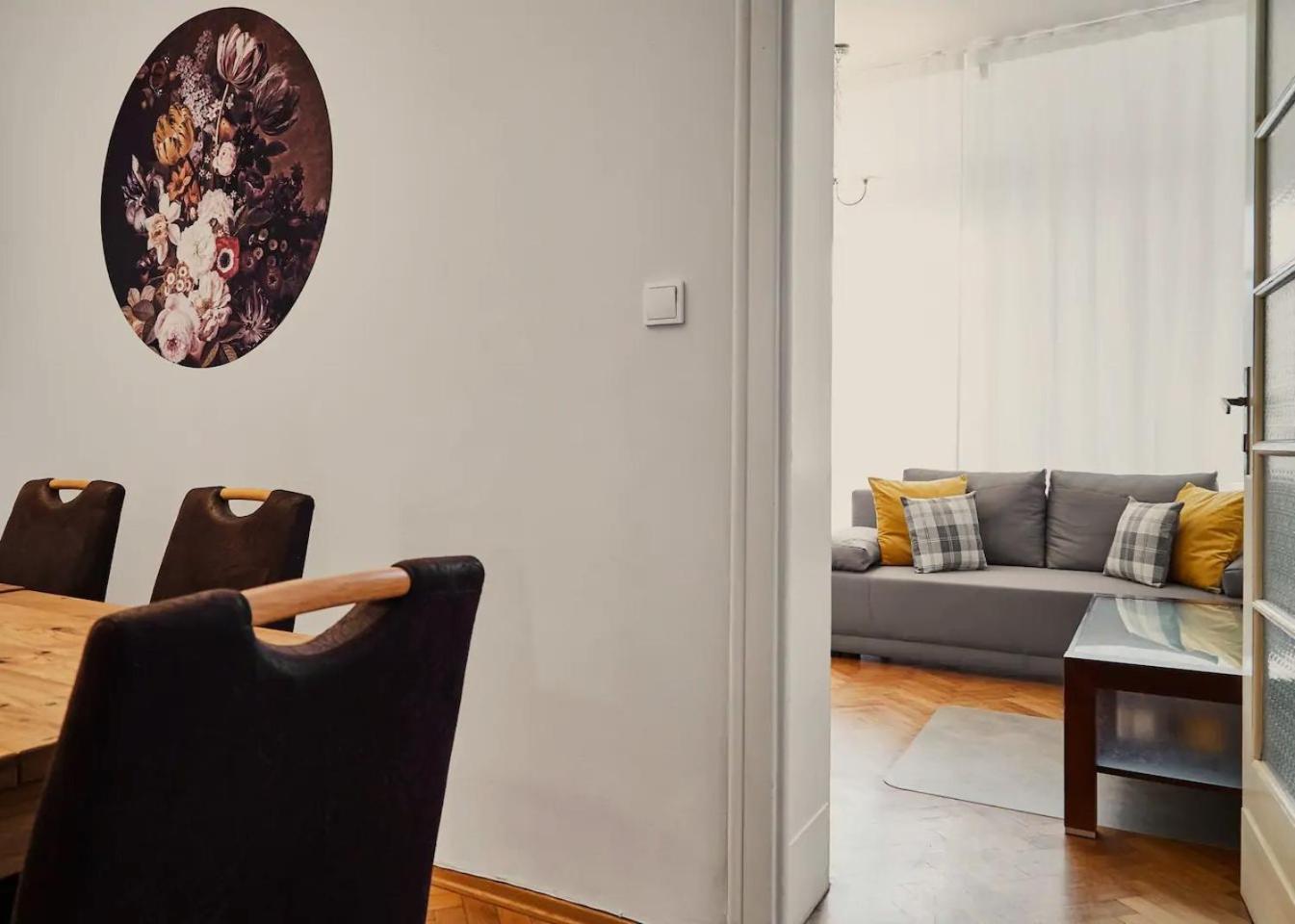 Unique Apartments Krasinskiego Street Красков Екстериор снимка