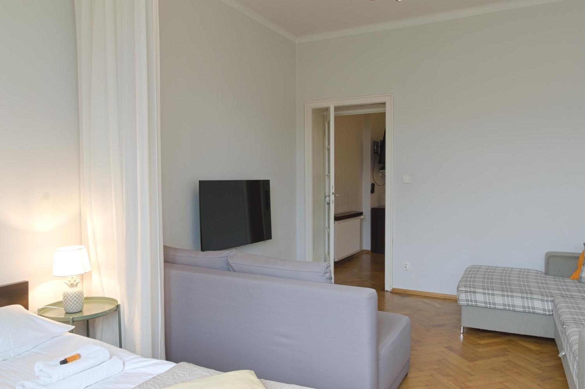 Unique Apartments Krasinskiego Street Красков Екстериор снимка